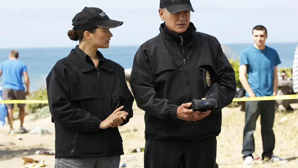 NCIS S07E23 Au nom des miens