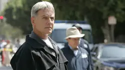NCIS S05E01 A découvert
