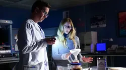 NCIS S15E18 A huis clos