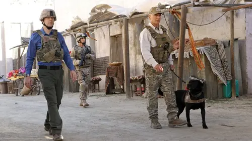 NCIS S09E15 Les supers héros de la vie réelle