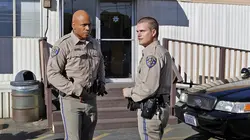 NCIS : Los Angeles S02E16 Protéger, servir et empocher
