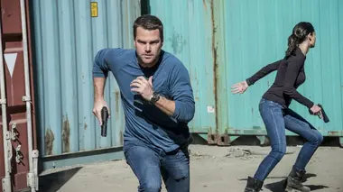 NCIS : Los Angeles S07E15 Matriochka