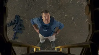 NCIS : Los Angeles S12E01 Cloué au sol