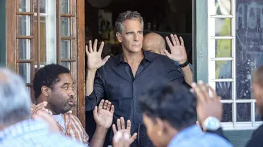 Dans l'oeil du cyclone