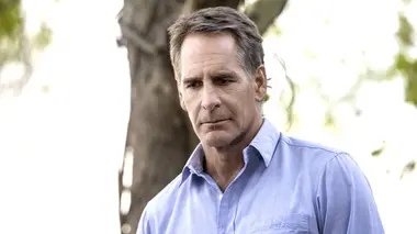 NCIS : Nouvelle-Orléans S01E21 Le suspect idéal