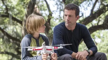 NCIS : Nouvelle-Orléans S02E04 La menace venue du ciel