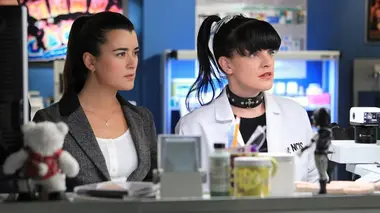 NCIS S01E14 Alibi