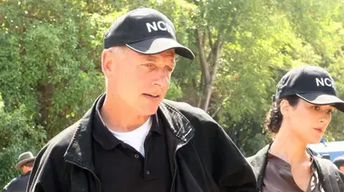 NCIS S03E05 M. et Mme Smith