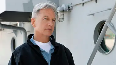 NCIS S09E05 Passagers clandestins