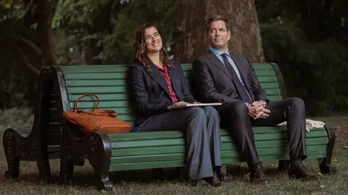 NCIS : Tony & Ziva S01E01 Contre le monde entier en streaming