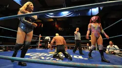 Ne dites pas à ma mère E10 Que je suis à Mexico