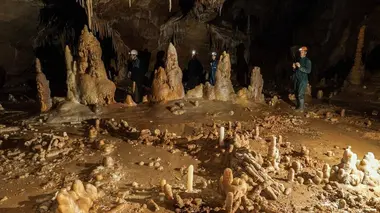 Néandertal : le mystère de la grotte de Bruniquel