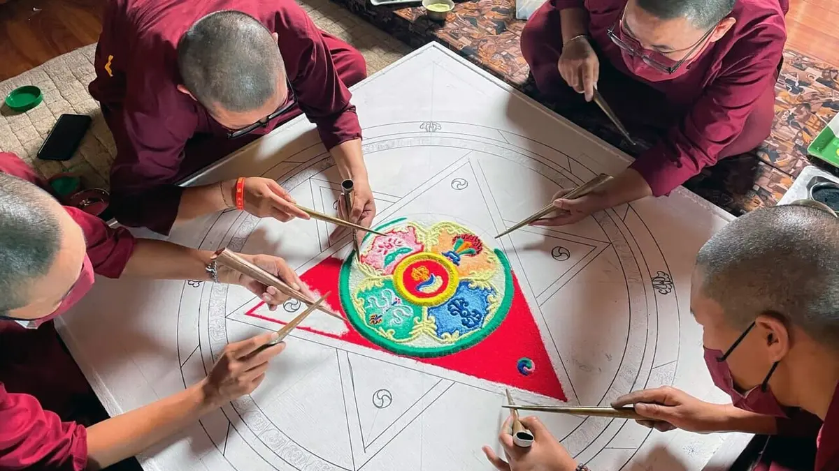 Népal, les mandalas de sable