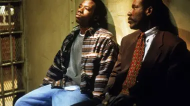 Fancy monte au créneau