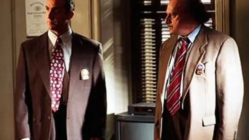 New York Police Blues S08E20 Disparitions