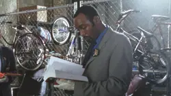 New York police judiciaire S20E21 La couleur du sang