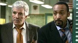 New York police judiciaire S15E09 Tradition oblige