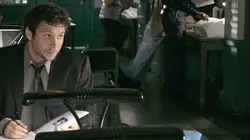 New York police judiciaire S18E14 Les joueurs anonymes