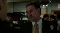 New York police judiciaire S14E20 Tout le monde aime Raimondo