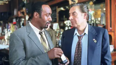New York, police judiciaire S06E06 Paranoïa