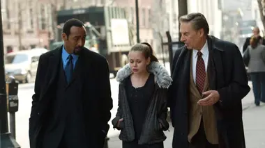 New York police judiciaire S13E08 Astérisque