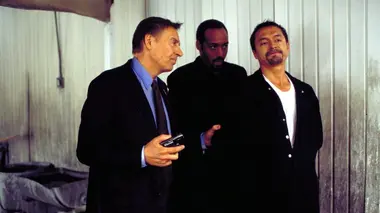 New York police judiciaire S13E12 Au nom de Dieu