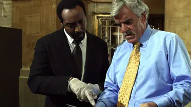 New York police judiciaire S15E20 Faux-semblants