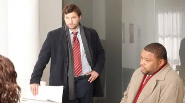 New York police judiciaire S19E06 Une vie volée