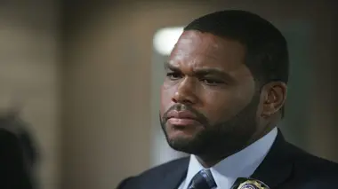 New York police judiciaire S20E06 Traque en ligne