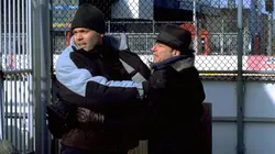 New York, section criminelle  S02E16 Mauvaise carte