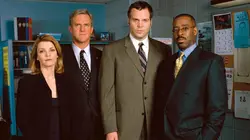 New York, section criminelle  S07E15 Sur liste d'attente