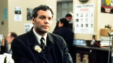 New York, section criminelle S03E08 L'île du péché