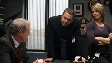 New York, section criminelle S04E11 Echec et mat