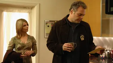 New York, section criminelle S06E08 Etat de guerre