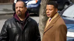 New York Unité Spéciale  S12E21 Pas comme eux...