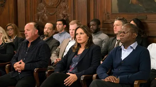 New York Unité Spéciale S20E23 Violence et préjugés en streaming