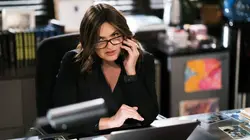 New York Unité Spéciale  S18E15 Je sais tout...