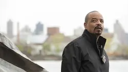 New York Unité Spéciale S14E23 Une autre vie