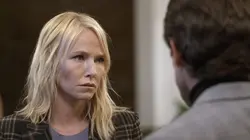 New York Unité Spéciale S24E06 Bas les masques