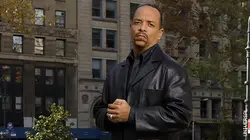 New York Unité Spéciale S04E13 Trafic d'influence en streaming