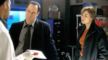 New York Unité Spéciale S04E21 Le corps d'un autre