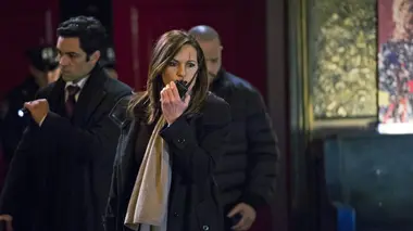 New York Unité Spéciale S14E16 Compte sur moi...