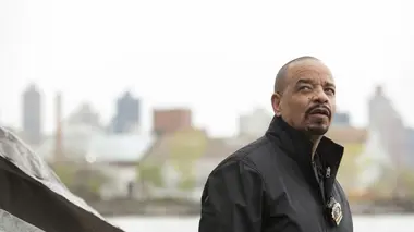 New York Unité Spéciale S14E23 Une autre vie