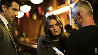 New York Unité Spéciale S17E18 Délivrez-nous du mal