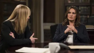 New York Unité Spéciale S18E21 La même justice pour tous