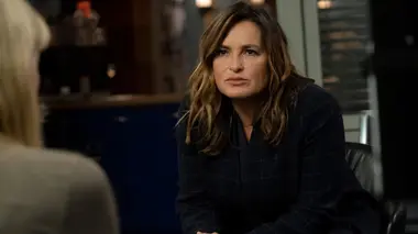 New York Unité Spéciale S23E01 Et l'empire contre-attaque