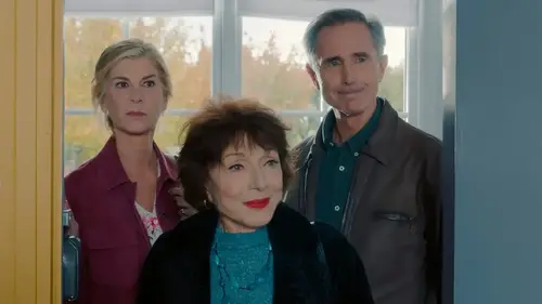 Programme TV vendredi 7 juin 2024 : Mask Singer, Music Box, Joyeuse retraite, Enquête d'action...