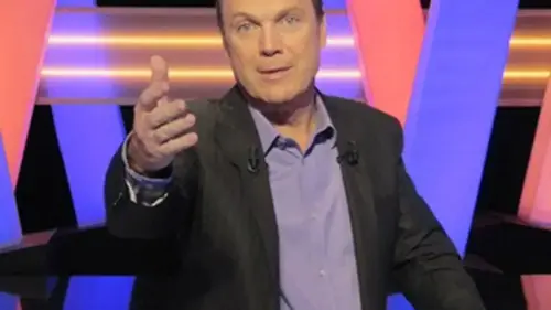 RÈGLEMENT DE COMPTES : Julien Lepers dézingue France Télévisions dans un livre