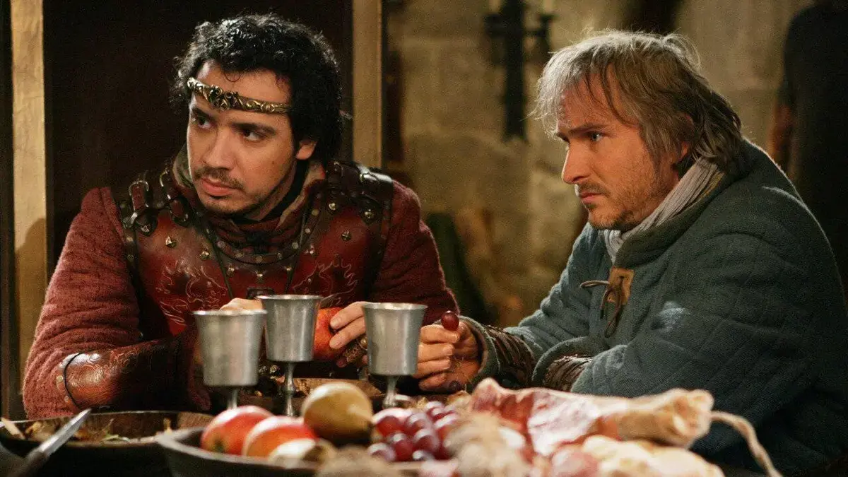 Franck Pitiot (Perceval) : Alexandre Astier confirme son absence dans Kaamelott 2