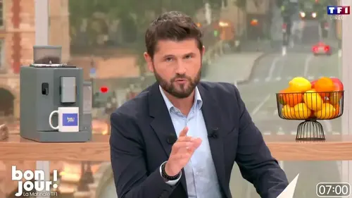 TF1 prolonge sa matinale : découvrez ″Bonjour ! Avec vous″ avec Christophe Beaugrand